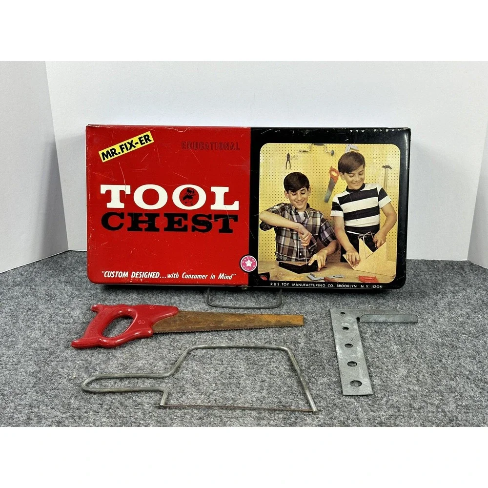 Mr. Fix er Fixer vintage toy metal‎ tool chest box Handsaw saw straight edge R&S